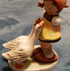 Hummel Goose Girl